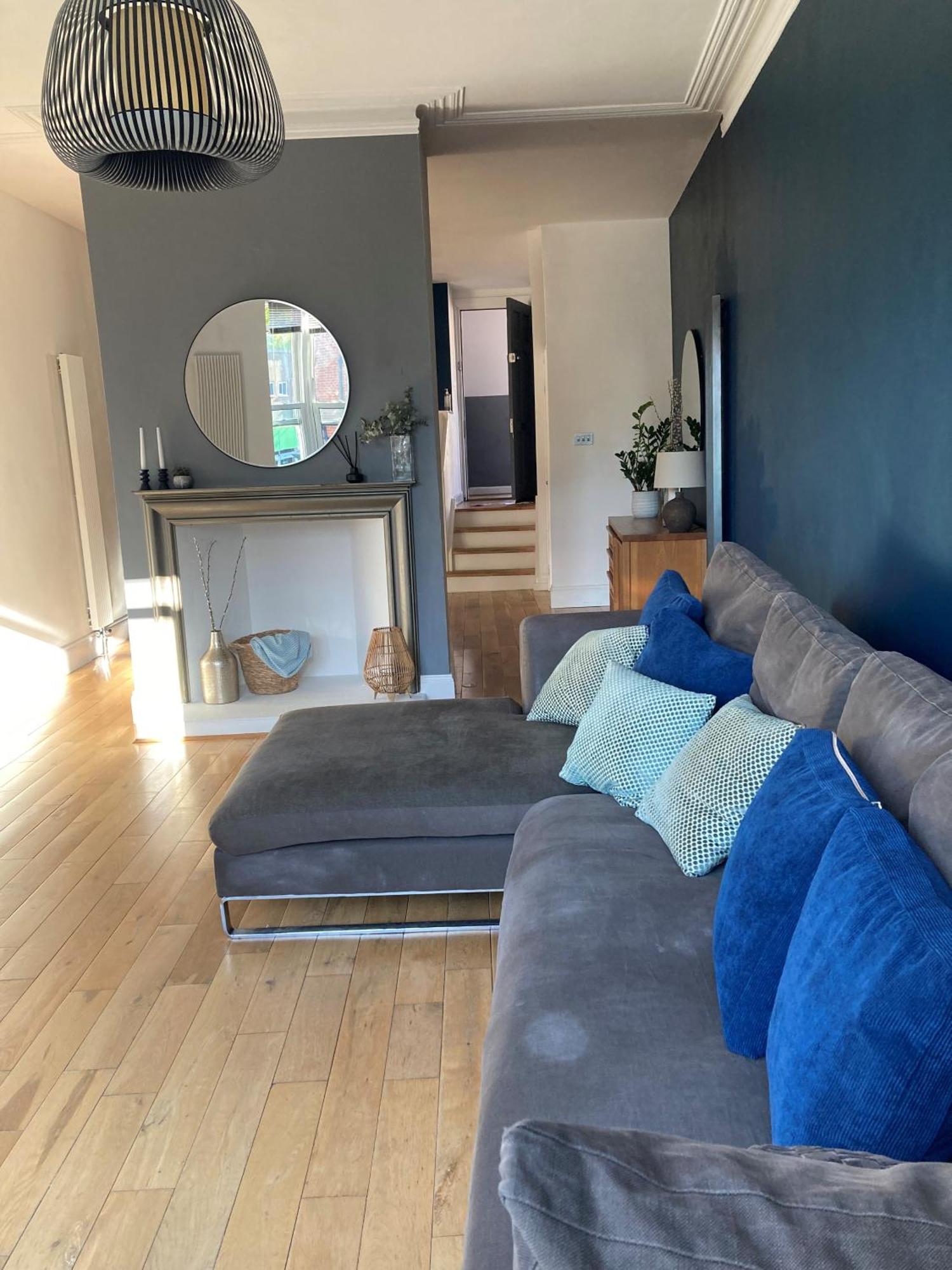 The Clock Tower Apartment - Spacious, Modern, 2 Bed Room Apartment , Southsea With Free Parking - Sleeps 4 ポーツマス エクステリア 写真
